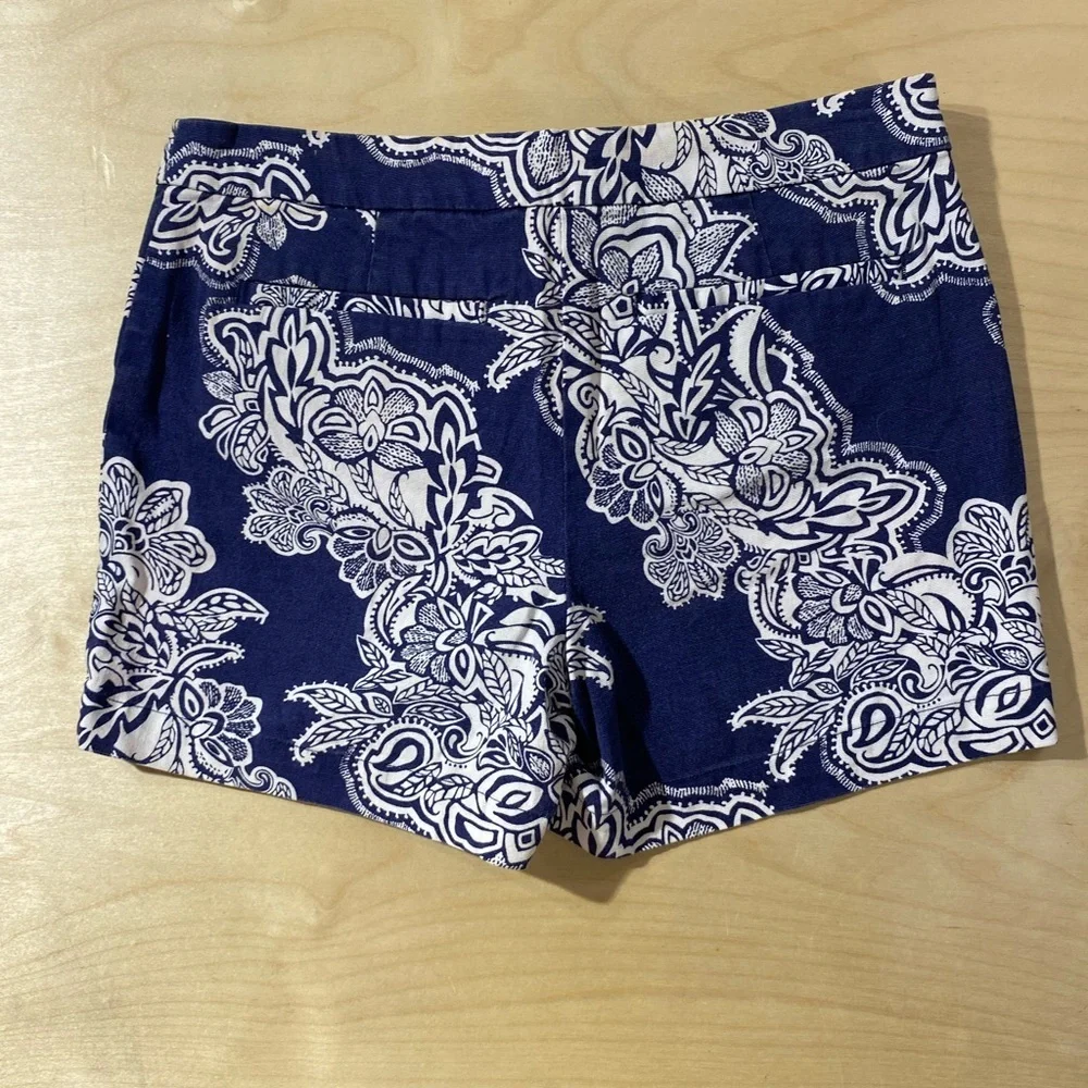 Willi Smith Navy and White Floral High Waist Shorts 6 (OQ)